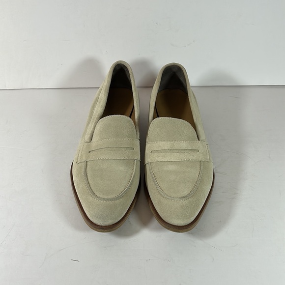 Everlane The Modern Loafer in Stone Suede - Picture 5 of 15